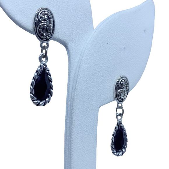 Black Teardrop Dangle Drop Silvertone Retro Style Earrings - Picture 3 of 5